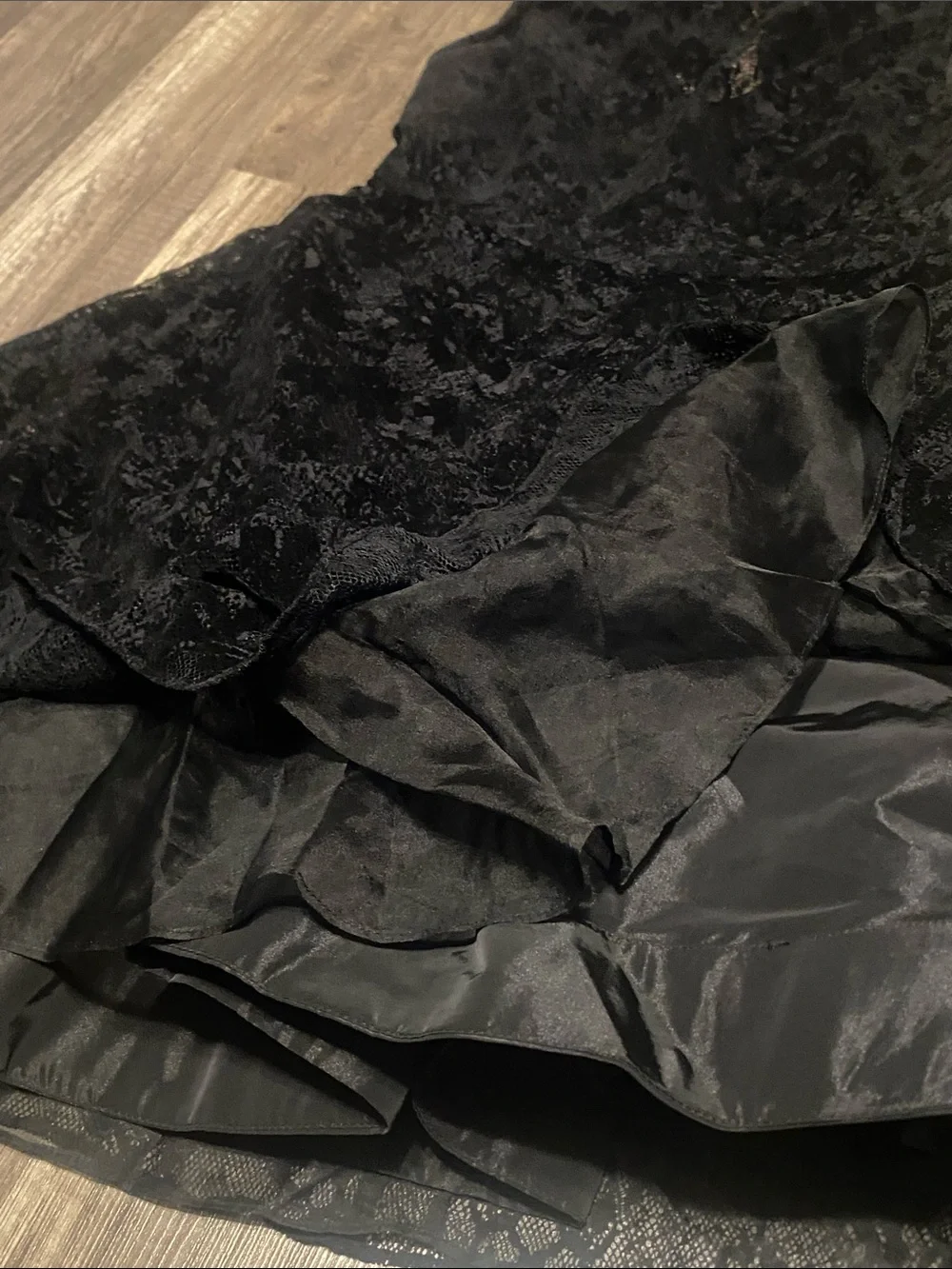 Alice + Olivia Black Lace Backless Fit-and-Flare Dress